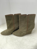 Charles David Women's Tan Size 8 Ankle Boot