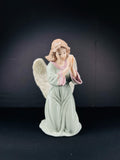 Grandeur Noel Figure
