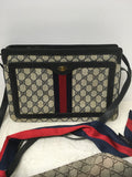 Gucci Women's Navy Cross Body- Purse