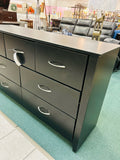 Dicksons Dresser