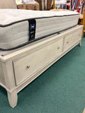 Walter of Wabash Bedroom Set