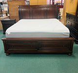 King Avalon Bedroom Set