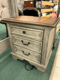 Queen Ashley Bedroom Set