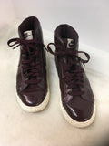 Nike Women's Plum Size 6 Sneakers