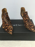 Kay Unger Women's Animal Print Size 10 Booties