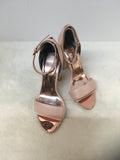 Ted Baker Women's Nude Size 5.5 Pumps