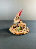 Tom Clark Figurine