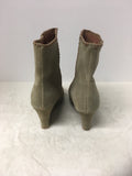 Charles David Women's Tan Size 8 Ankle Boot