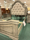 Queen Ashley Bedroom Set