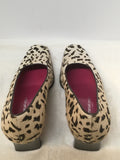Emanuel Ungaro Women's Animal Print Size 8 Pumps