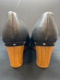 Korks Women's Black Size 9 Clogs
