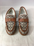 Coach Women's Cream Size 10 Slippers
