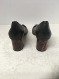 Joan Oloff Women's Black Size 7 Pumps
