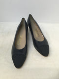 Salvatore Ferragamo Women's Navy Size 9.5 Pumps
