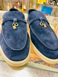 Loro Piana Women's Navy Size 8.5 Loafers