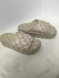 Gucci Women's Beige Size 8.5 Slide-On-Woman's