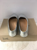 Beek.. Women's Silver Size 8 Flats