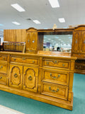 Full/Queen Thomasville Bedroom Set
