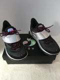 Under Armour Women's Black Size 10 Sneakers